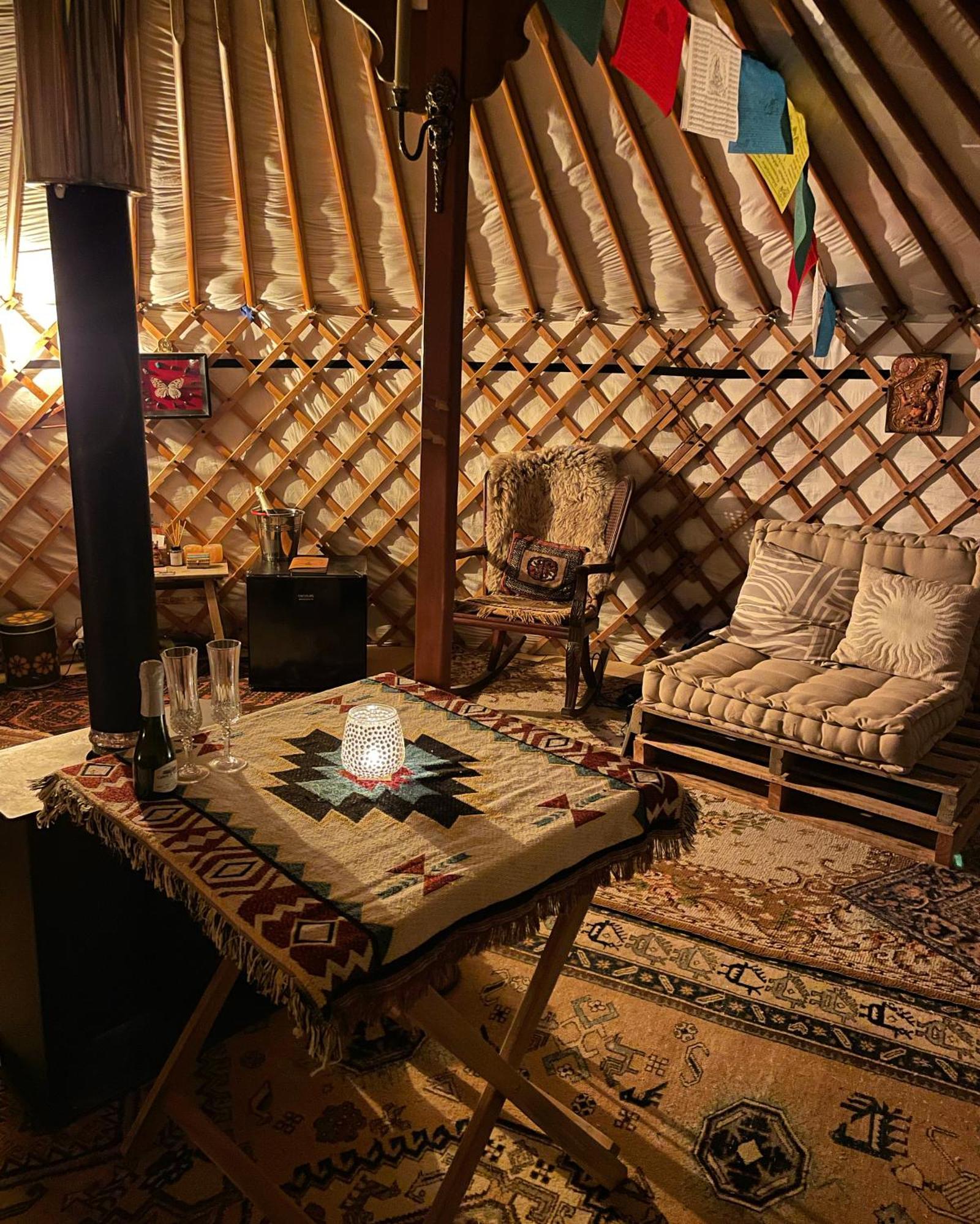 Yurt In La Nucia Met Zwembad Hotell Eksteriør bilde